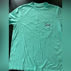 Vineyard Vines T-shirt